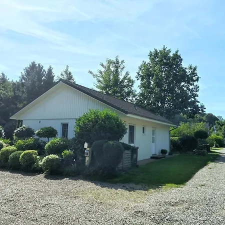 Inger - Stilvolles Und Modernes Mit Terrasse Und Gartennutzung Tarp