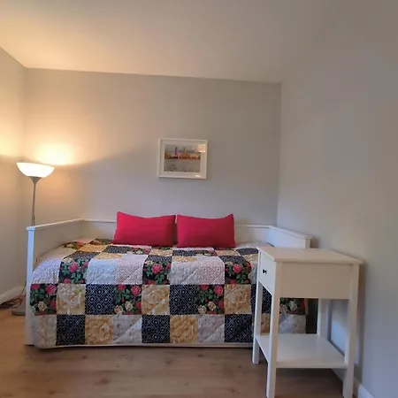 Inger - Stilvolles Und Modernes Mit Terrasse Und Gartennutzung